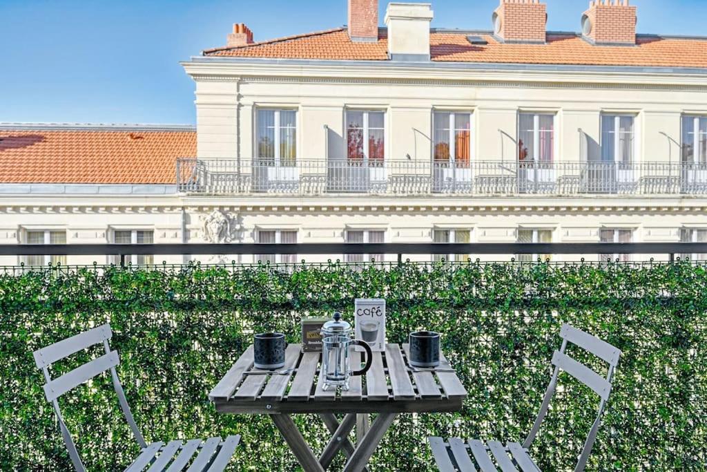 Le Loft Des Papes - 2 Terrasses - Vue Panoramique Sur La Ville - Ac Clim Avignon Ngoại thất bức ảnh